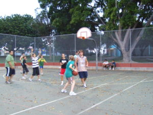 2007_0321sem_basketball0138